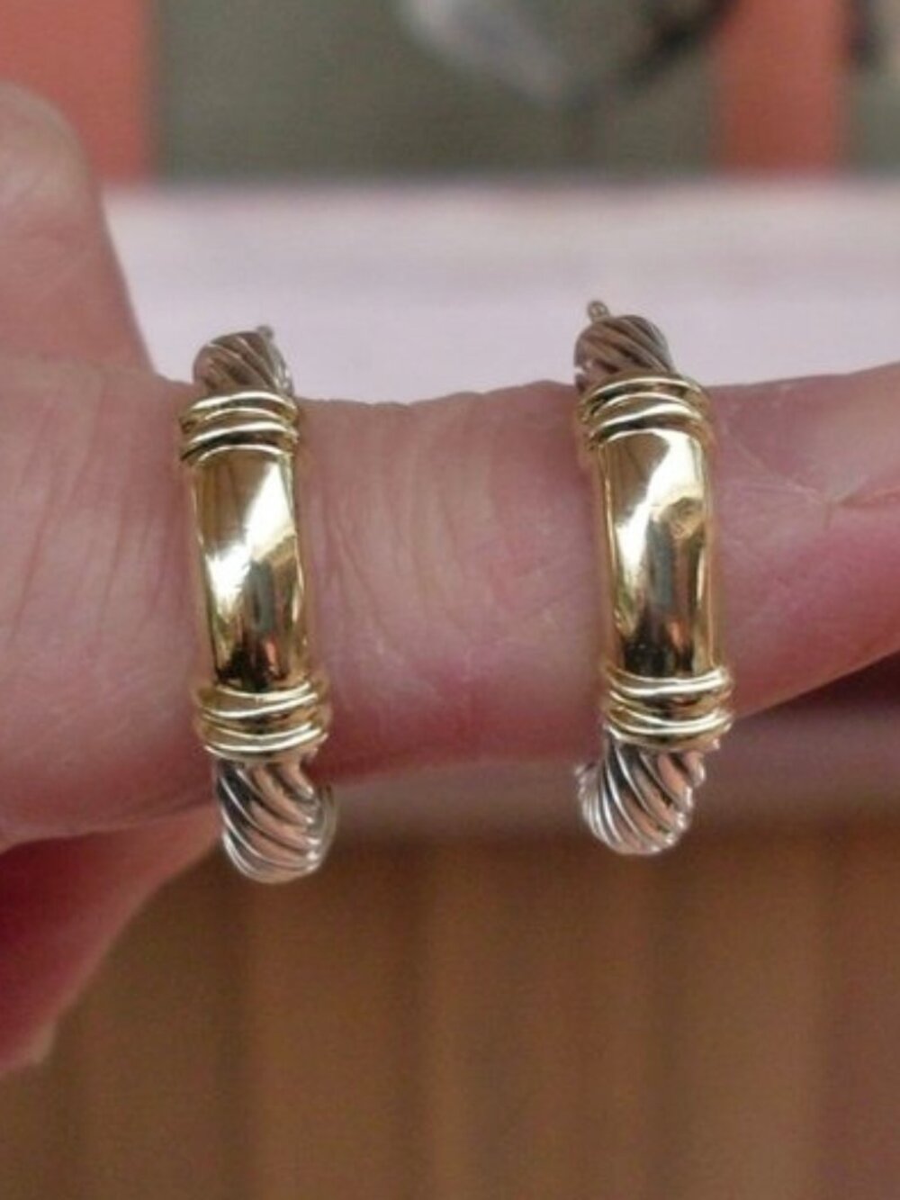 Rare & Retired David Yurman Metro Hoop Earrings - 14K/925 - DY Backs